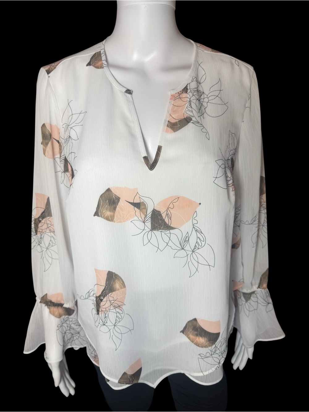 Alfani White Floral Split Neck Bell Sleeve Blouse Size Small